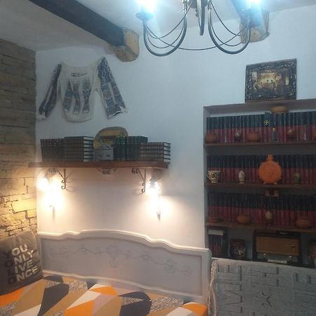 Апартаменти Casa Mola Мангалія Екстер'єр фото
